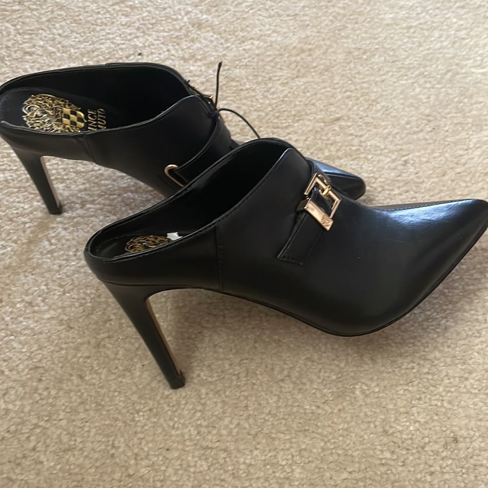 Vince Camuto Maskelynn Pointed Toe Mule